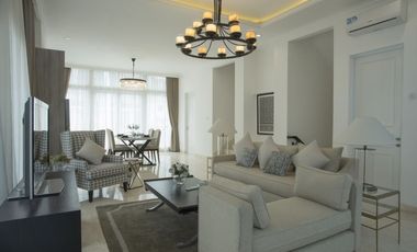 Townhouse Mewah di Meruya, Jakarta Barat, Bonus Kolam Renang