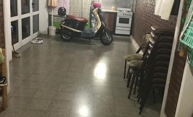 CHALET EXCELENTE ESTADO  Y ZONA