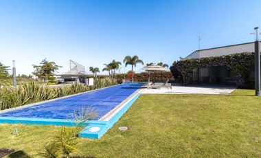 CASA EN VENTA EN SOLARES, COTO VALEIRA, ZAPOPAN JALISCO.