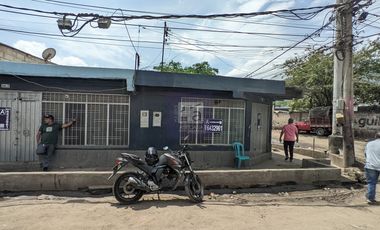 COD. 10879 - SE ARRIENDA LOCAL - BARRIO: CHIMITA