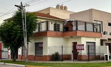 Casa en alquiler en Quilmes Oeste