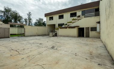 Bodega Comercial en Venta en Xochimilco
