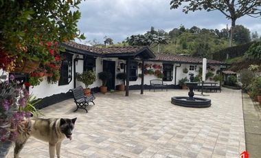 casa en venta en puente pelaez. Cod V6241