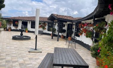 casa en venta en puente pelaez. Cod V6241