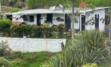casa en venta en puente pelaez. Cod V6241