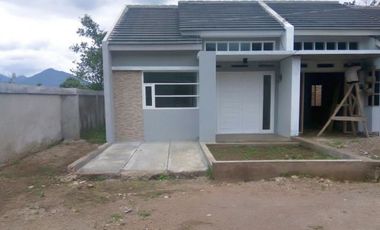Rumah siap huni di Tanjungsari Sumedang harga 300jt-an