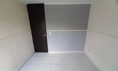 apartamento en arriendo en torre de varsovia piso 3 sin  ascensor. Cod A13731
