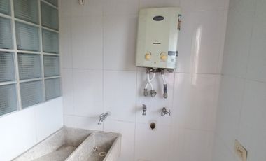 apartamento en arriendo en torre de varsovia piso 3 sin  ascensor. Cod A13731