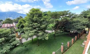 apartamento en arriendo en torre de varsovia piso 3 sin  ascensor. Cod A13731