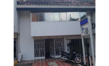 SE ALQUILA CASA SEGUNDO PISO EN CAMBULOS - CALI