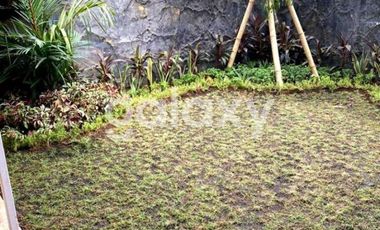 RUMAH STRATEGIS 2 LANTAI DI RUMAH BIKINI PADANGSAMBIAN KLOD DENPASAR, BALI