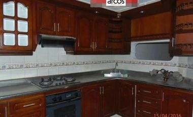 casa en venta en quinta oriental. Cod V10103