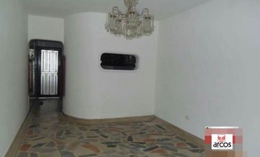 casa en venta en quinta oriental. Cod V10103