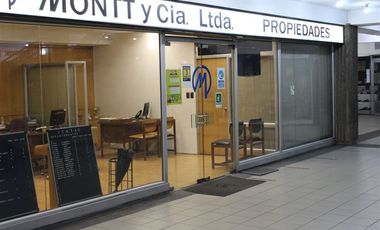 Venta 2 locales comerciales, calle Arlegui, centro, Viña