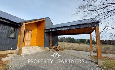 Gran casa estilo galpón en Parque Los Guindos