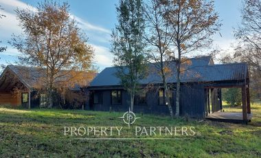 Gran casa estilo galpón en Parque Los Guindos