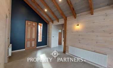 Gran casa estilo galpón en Parque Los Guindos