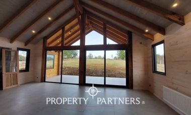 Gran casa estilo galpón en Parque Los Guindos