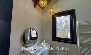 Gran casa estilo galpón en Parque Los Guindos