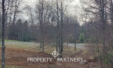 Gran casa estilo galpón en Parque Los Guindos