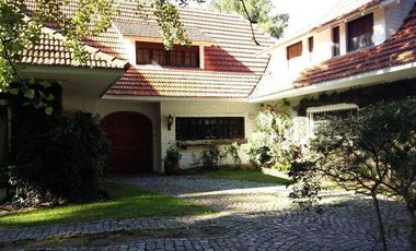 Casa en venta - Santa Rita - San Isidro