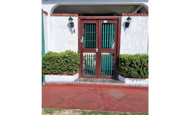 SE VENDE CASA EN HATO PINTADO $ 380,000!!!!