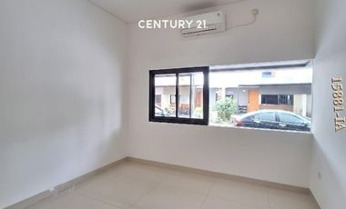 Disewakan Rumah Cantik Semi Furnished Di  Area Rempoa