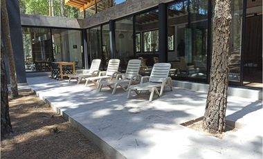 CASA EN VENTA VILLAROBLES 376 ALBATROS
