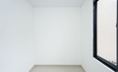 Rumah Siap Huni 14 Mnt ke Summarecon Mall Bekasi Hadap Selatan J-42014