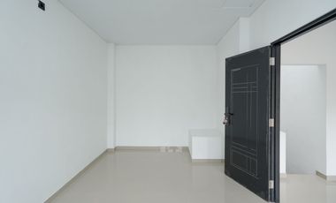 Rumah Siap Huni 14 Mnt ke Summarecon Mall Bekasi Hadap Selatan J-42014