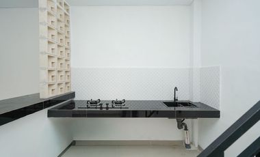 Rumah Siap Huni 14 Mnt ke Summarecon Mall Bekasi Hadap Selatan J-42014