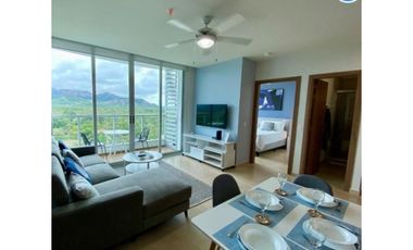 SEA CONFIABLE VENDE PH ROYAL PALM PLAYA GORGONA