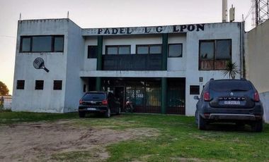 Villa Gesell, Venta Galpon Boulevard