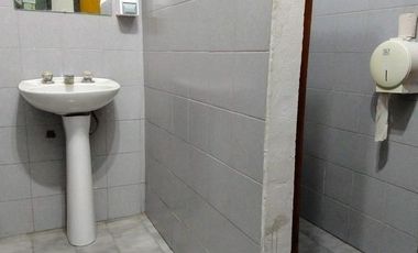 Villa Gesell, Venta Galpon Boulevard