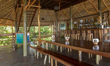 SEA Confiable Vende ECO RESORT en Bocas del Toro