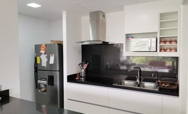 Suite de venta en el Edificio Santana Lofts, Puerto Santa Ana.