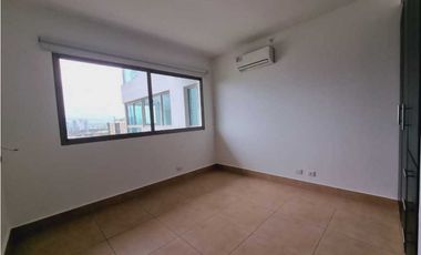 APARTAMENTO EN PH PARAMOUNT, COSTA DEL ESTE 323m2 VISTA AL MAR