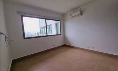 APARTAMENTO EN PH PARAMOUNT, COSTA DEL ESTE 323m2 VISTA AL MAR