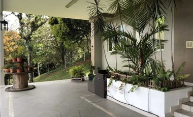 VENTA DE CASA EN ALTOS DEL MARIA 2500 M²