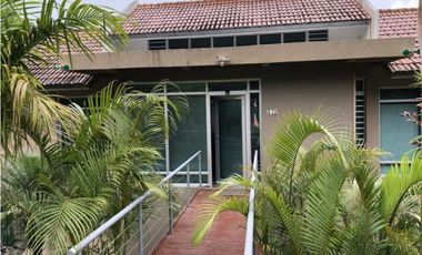 VENTA DE CASA EN ALTOS DEL MARIA 2500 M²