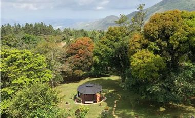 VENTA DE CASA EN ALTOS DEL MARIA 2500 M²