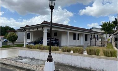 ALQUILO Y VENDO CASA EN LA CHORRERA COSTA VERDE SUMMER HILL 3R