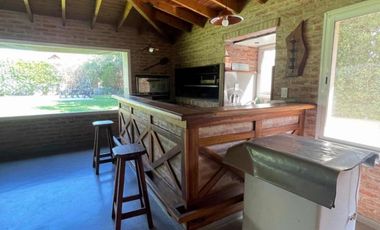 Alquiler de casa AMOBLADA en Echeverria del lago- Canning