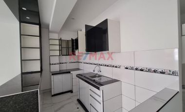 Departamento En Alquiler En Urbanización La Ensenada - Iii Etapa