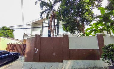 Rumah Lama Terawat Bebas Banjir di Jl Bangka 2 Cocok Untuk Hunian