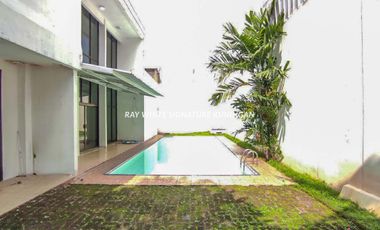 Rumah Lama Terawat Bebas Banjir di Jl Bangka 2 Cocok Untuk Hunian