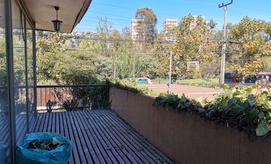 Casa para oficinas,4 oficina, 2 baños, estacionamientos