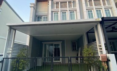 4 Bedroom House for sale at Golden Town Sukhumvit-Bearing BTS Station