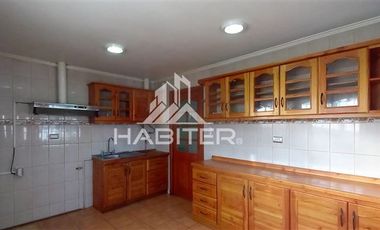 Casa en Venta en Poblacion Angamos