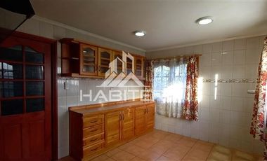 Casa en Venta en Poblacion Angamos